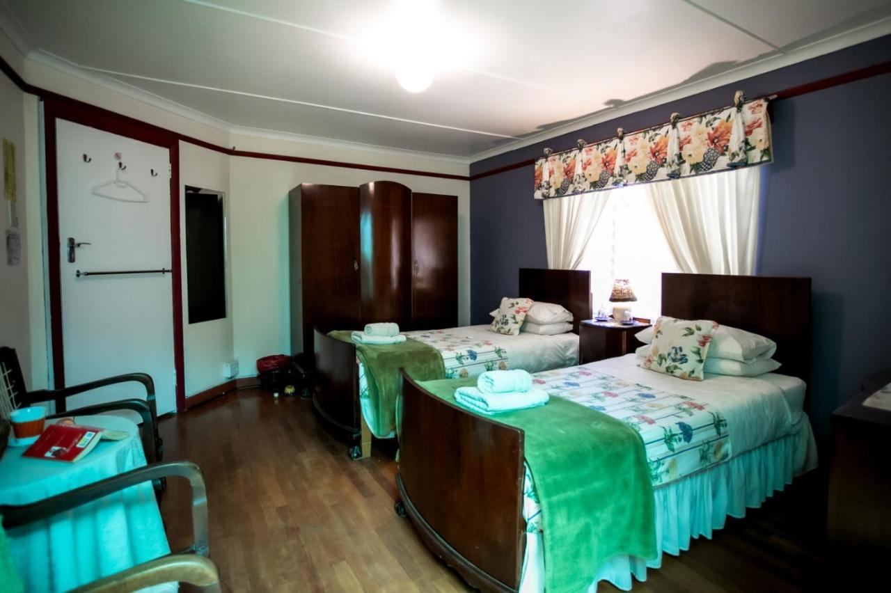 Hostel Zoete Inval Hermanus Zewnętrze zdjęcie